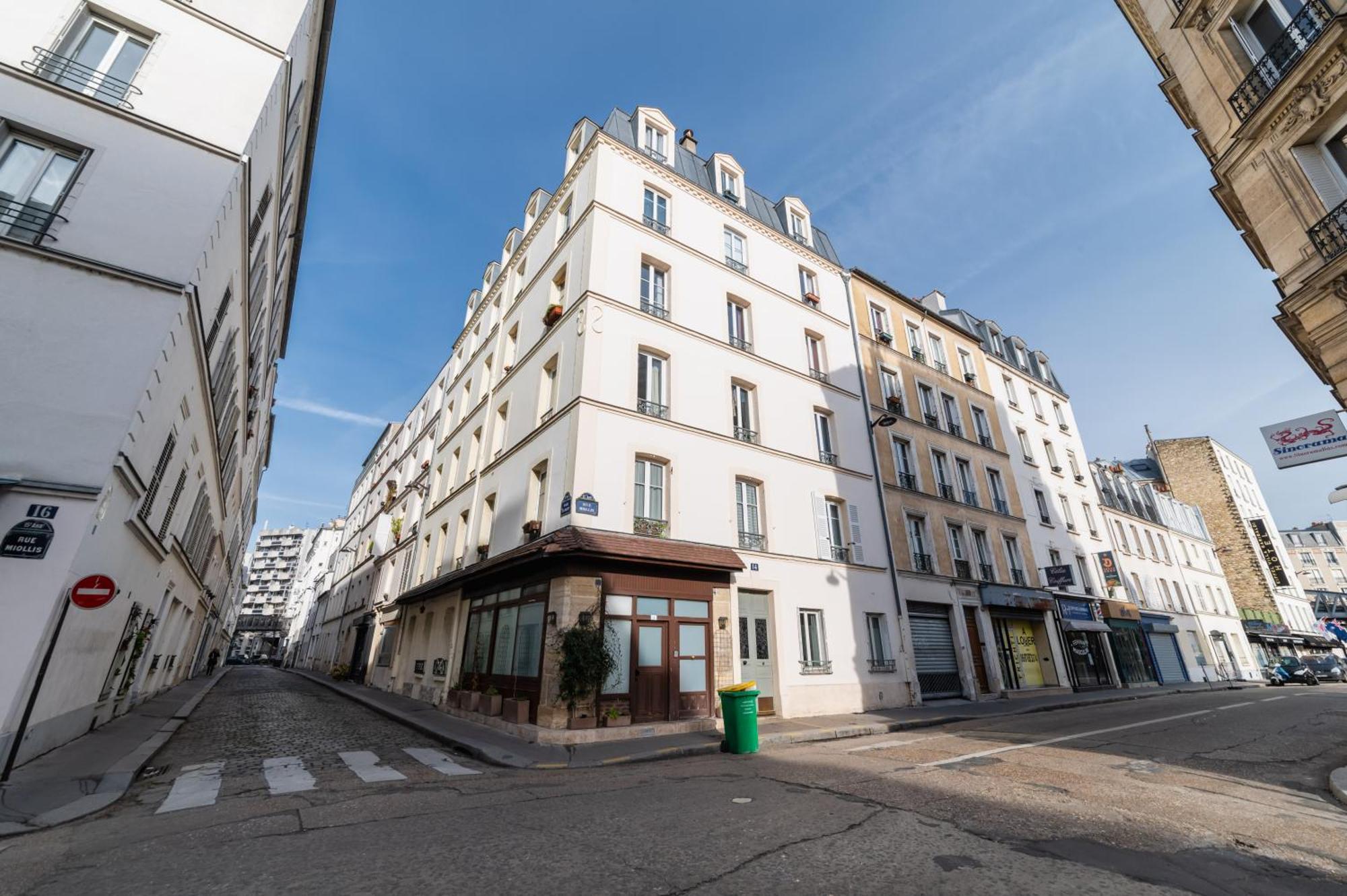 Studio Bien Equipe Proche De Toutes Commodites -2P Paris Eksteriør bilde